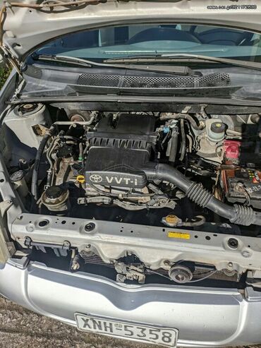 Toyota: Toyota Yaris: 1 l. | 1999 έ. Χάτσμπακ — 8