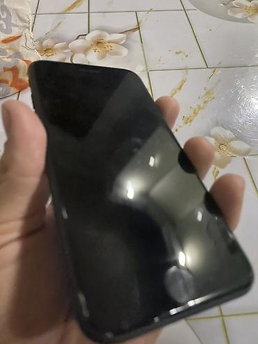 Apple iPhone: IPhone SE 2020, Черный — 14