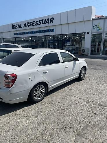 Chevrolet Cobalt sedan – 28 ay odenis qalib ayda570 azn .sol terefde