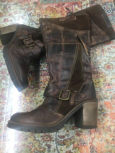 Çəkmələr: Qısaboğaz, Ölçü: 40.5, rəng - Qara, Yeni — 7