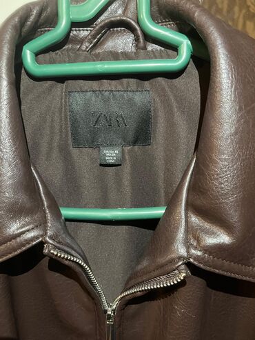 Kurtkalar: Dəri kurtka, Zara, XS -da lalafo.az — 2 Kurtkalar: Dəri kurtka, Zara, XS — 2