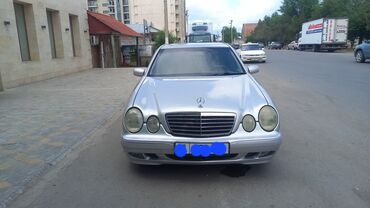 2 моно: Mercedes-Benz 320: 2001 г., 3.2 л, Автомат, Газ, Седан