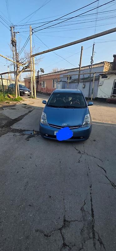 prius 20 spoiler: Toyota Prius (2-ci nəsil) hibrid hetçbek - Rəng: mavi - Kuzov: 5 — 4