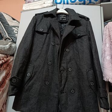 Мужское пальто размер XL-цена 1000 костюм двойка размер S-цена 300