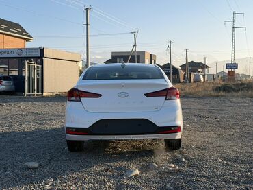 Hyundai: Hyundai Elantra: 2019 г., 1.6 л, Автомат, Бензин, Седан — 6