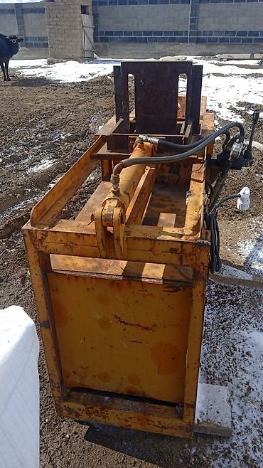 Другое оборудование для производства стройматериалов: Гидравлический вибропресс-станок для производства бетонных блоков — 16