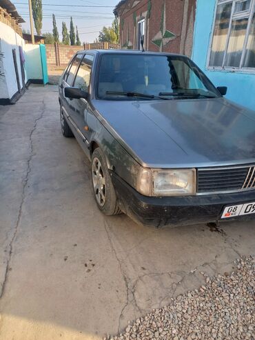 зарядка авто: Fiat Croma: 1987 г., 2 л, Механика, Бензин