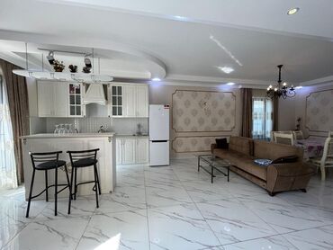 Günlük kirayə evlər: 300 kv. m, 5 otaqlı, Artezian quyusu, Kanalizasiya, Telefon — 22