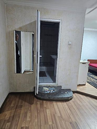 особняк в месяц: 70 м², 2 комнаты, Семейным — 6