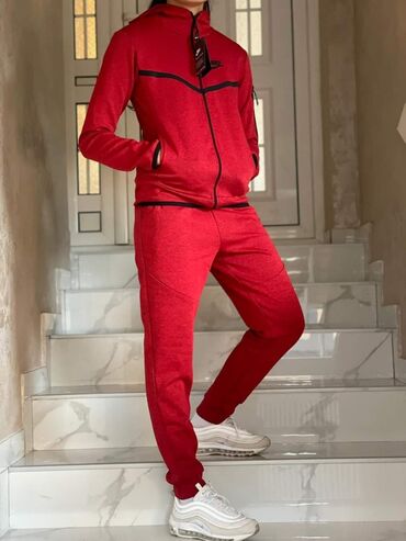 Trenerke: S-Xl. L — 4