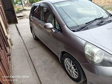 Транспорт: Honda Fit: 2003 г., 1.3 л, Автомат, Бензин, Хэтчбэк — 7