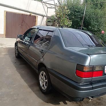 Volkswagen Vento: 1996 г., 1.8 л, Автомат, Бензин, Седан