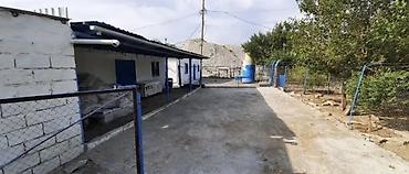 Kommersiya daşınmaz əmlakının satışı: Ferma/Təsərrüfat sahəsi - Tamamilə hasarlanmış geniş həyət, metal tor — 16