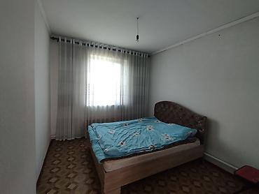 Продажа коттеджей и домов: Срочно продаю двух этажный дом в верхней части города Кара-Балта на — 14