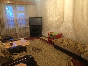 Köhnə tikili: Bakı, 4 otaqlı, Köhnə tikili, m. Xalqlar Dostluğu, 100 kv. m — 1