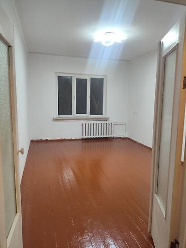 теплый дом: 2 комнаты, 48 м², Кудайберген авторынок 105 серия, 3 этаж, Косметический ремонт — 1