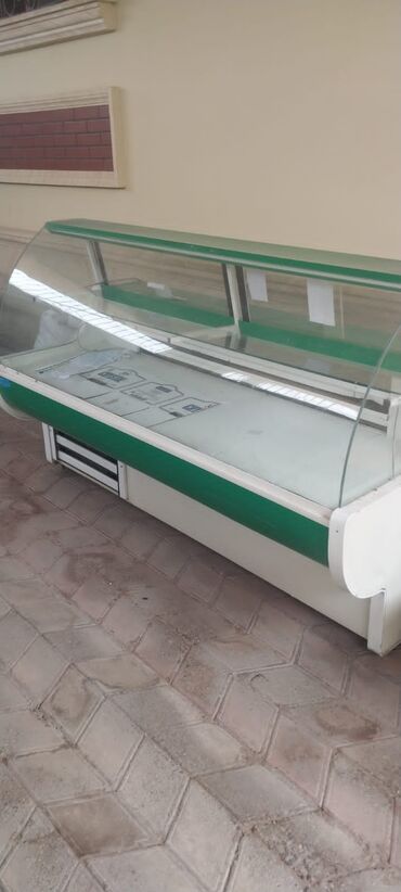 soyuducu satilir lalafo: Vitrin soyuducu satilir 550azn. Unvan Sumqayit Nigaz