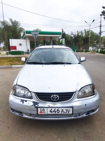 Транспорт: Toyota Avensis: 2 л | 2002 г. | Универсал