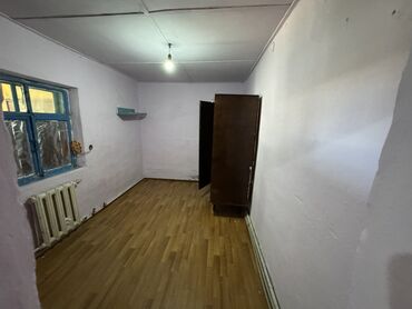 дома в районе рабочего городка: Времянка 1 комната берилет .1,2 адамга район Тец