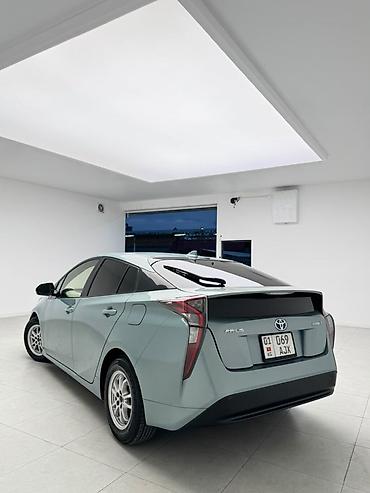 byd q05: Toyota Prius: 2016 г., 1.8 л, Вариатор, Гибрид, Хэтчбэк — 5