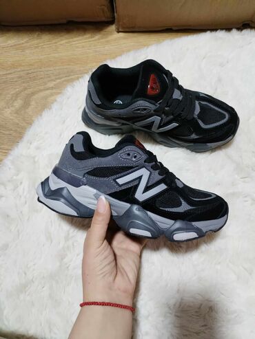 kupujemprodajem patike: Trainers, size - 41