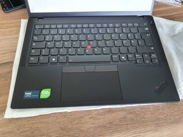 Lenovo: Intel Core i7, 32 GB OZU, 14.1 " — 7