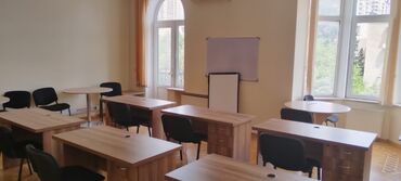 Ofislər: Elmler metrosunun yaxinliginda binanin 3 cu mertebesinde her bir — 10