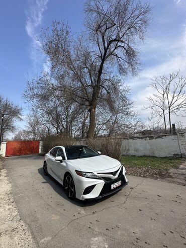 Toyota: Toyota Camry: 2019 г., 2.5 л, Автомат, Бензин, Седан