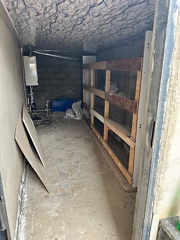 Həyət evləri və villaların satışı: Sabunçu qəs. 5 otaqlı, 150 kv. m, Kredit yoxdur, Orta təmir — 10