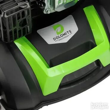 Kosilice i trimeri: Samohodna motorna kosačica savremenog dizajna sa električnim startom i na lalafo.rs — 12 Kosilice i trimeri: Samohodna motorna kosačica savremenog dizajna sa električnim startom i — 12