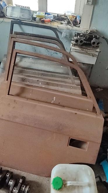 uaz ehtiyat hisseleri: Masqvic 412 qapları .21 40 biri 50 manat — 1