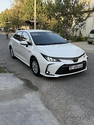 sonata d8: Toyota Corolla: 2021 г., Гибрид — 2
