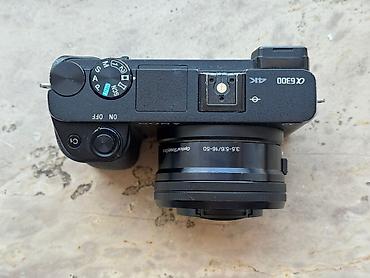 en ucuz kamera: SONY A6300 Salam çox təmiz aparatdır. 4k çəkilişlər üçün yararlıdır — 1