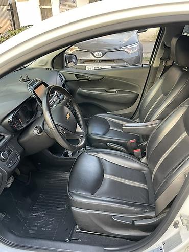 spark 1: Chevrolet Spark: 2020 г., 0.9 л, Автомат, Бензин, Хэтчбэк — 6