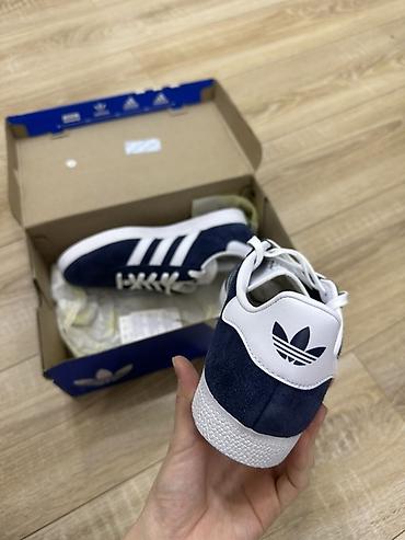 оригинал кроксы: Мужские кроссовки, 40, Adidas Originals, Новый, цвет - Синий — 2