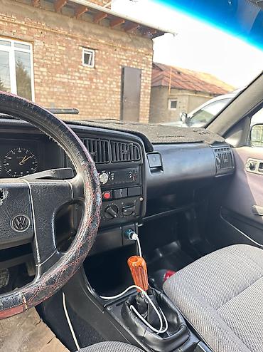 Volkswagen: Volkswagen Passat: 1988 г., 1.8 л, Механика, Бензин — 8