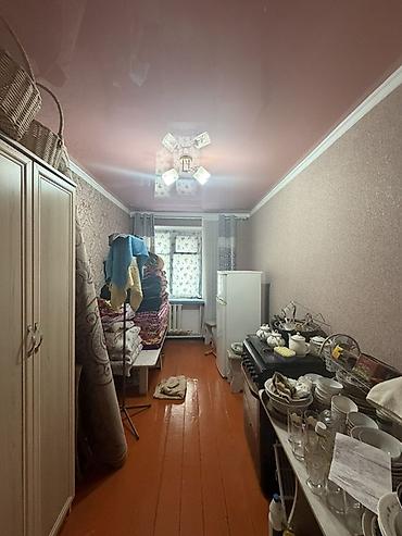 квартира ош юго восток: 3 комнаты, 52 м², Хрущевка, 2 этаж, Косметический ремонт — 3
