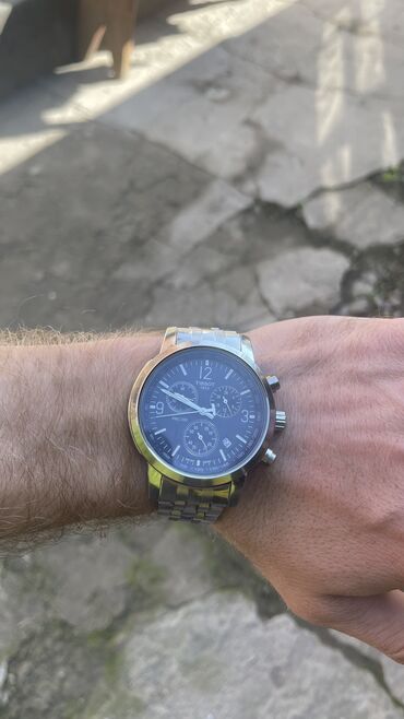 для часов: Продаю часы tissot под оригинал 
срочно!!!!