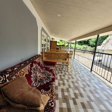 Günlük kirayə evlər: 110 kv. m, 3 otaqlı — 7