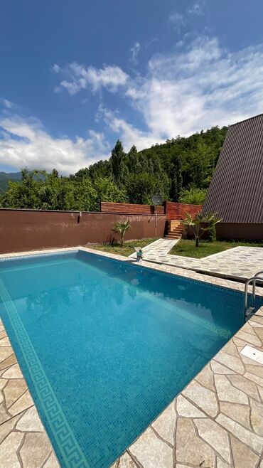 Günlük kirayə evlər: 200 kv. m, 3 otaqlı, Kanalizasiya, Telefon, Artezian quyusu — 2