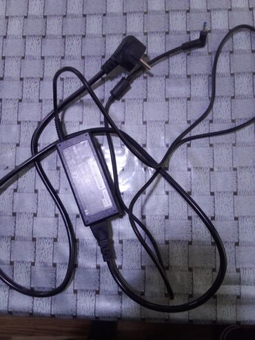 HP: HP noutbuk - Prosessor: Intel Core i5 (Intel Inside) - Ekran — 9