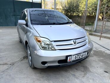 рассрочка машын: Toyota ist: 2003 г., 1.3 л, Автомат, Бензин, Хетчбек
