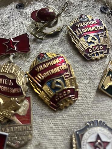 loto satisi: SSR dövrünə aid orden və medallar kolleksiyası bir ədədi 180 azna — 9