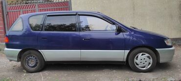 срочно срочно продам машину: Toyota Ipsum: 1997 г., 2 л, Автоматические, Газ, Минивэн