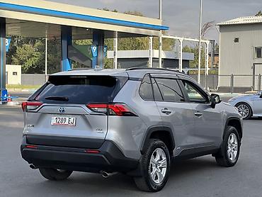 жак бу: Toyota RAV4: 2021 г., 2.5 л, Автомат, Гибрид, Кроссовер — 7