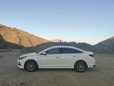 ру: Hyundai Sonata: 2021 г., 2 л, Автомат, Газ, Седан — 6