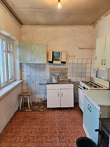 Квартиры: 2 комнаты, 35 м², Кызыл Аскер 1 этаж, Старый ремонт — 9