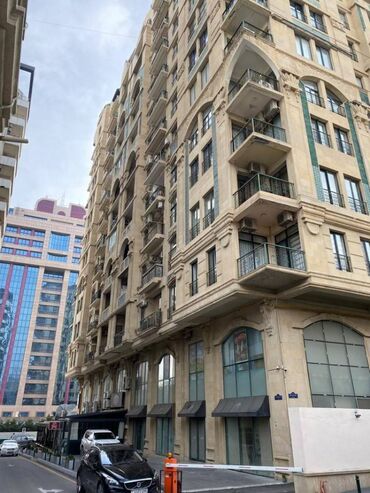 Yeni tikili: Bayıl, 4 otaqlı, Yeni tikili, m. İçərişəhər, 185 kv. m — 1