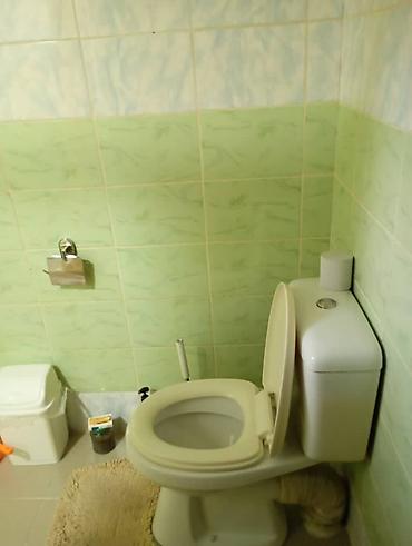 дом ынтымак: Продаю 3-комнатный дом Адрес: с. Ленинское Этаж: 1 Площадь дома: 90 м2 — 7