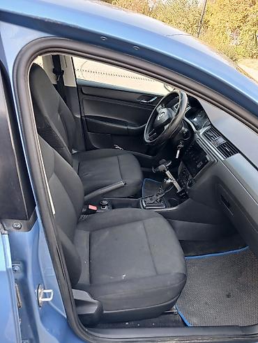 skoda fabia: Skoda Rapid: 2016 г., 1.6 л, Автомат, Седан — 6
